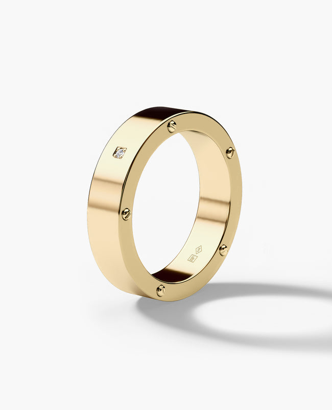 NORSE Gold Ring with Diamond - 5.5mm